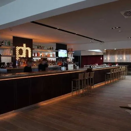 ホテル Pentahotel 4*